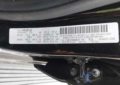 2019 Ram 1500 Limited 4X4 5'7 Box z USA, uszkodzony, nr VIN 1C6SRFHT6KN826574